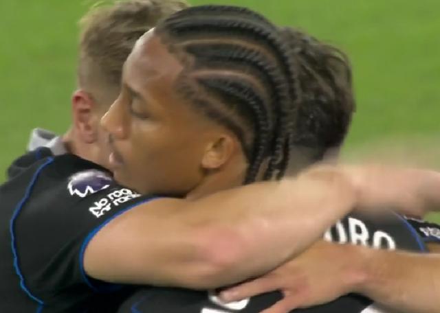 AA, 人首个进球, 几乎可以排 AA, 人首个进球, 几乎可以排