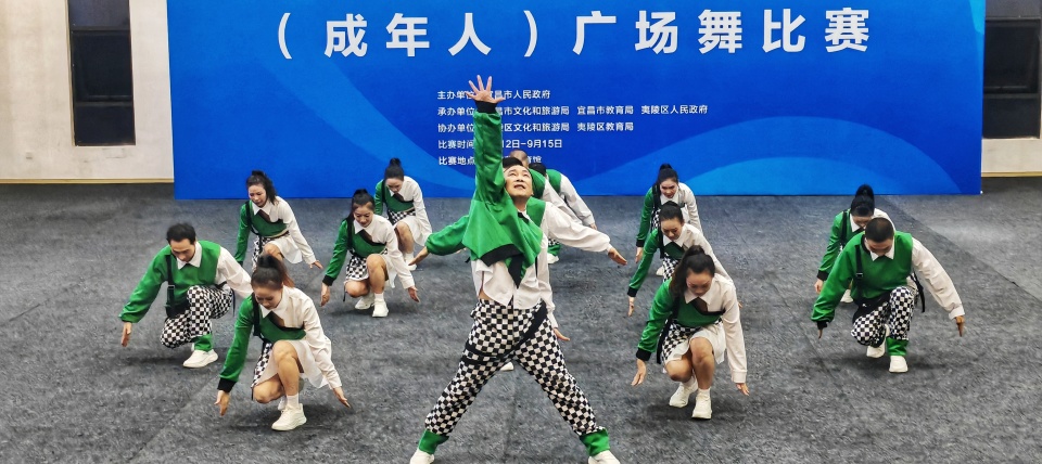 ZrzM