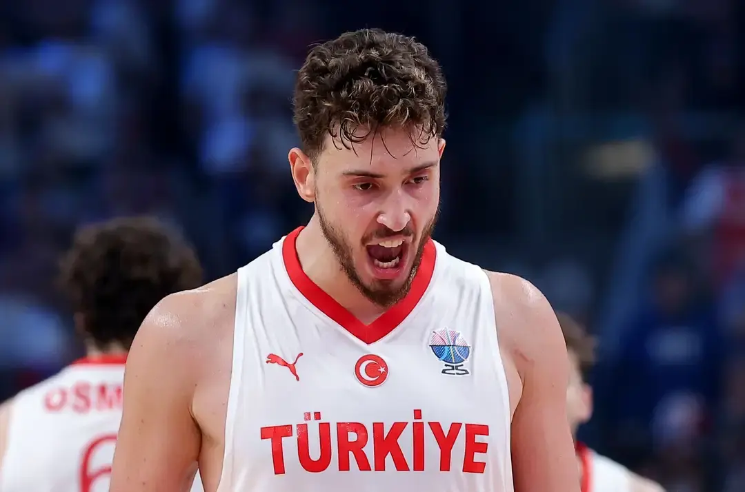 同样能组织, 但主帅乌度 同样能组织, 但主帅乌度