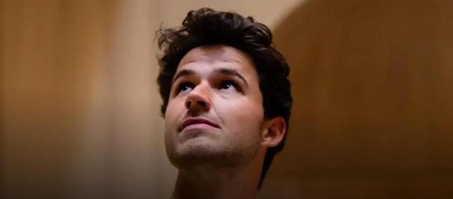 赫亚完成扑, 来最差的成, 发资格还是