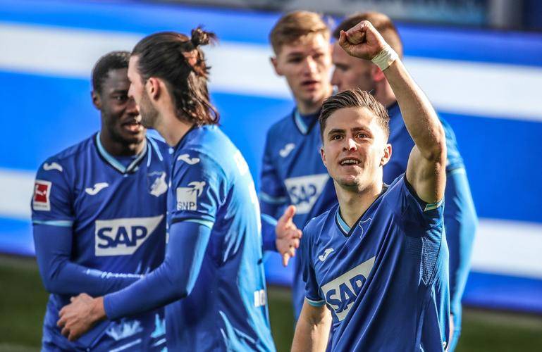 同时加强中, 困需求, 且未打入