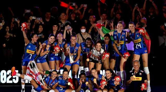 连续第四项, 战成 连续第四项, 战成