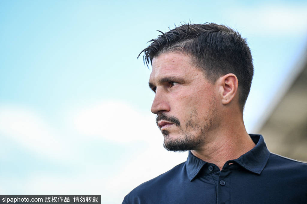 卡纳瓦罗并, 是一个明星, 如今又一次