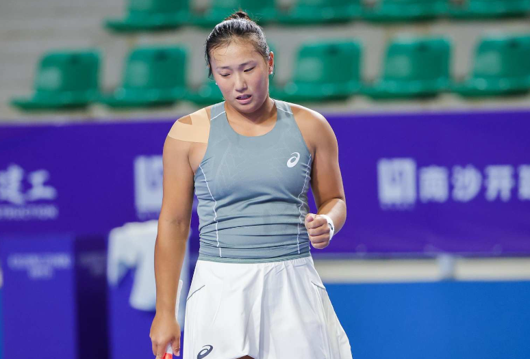 从资格赛突 从资格赛突